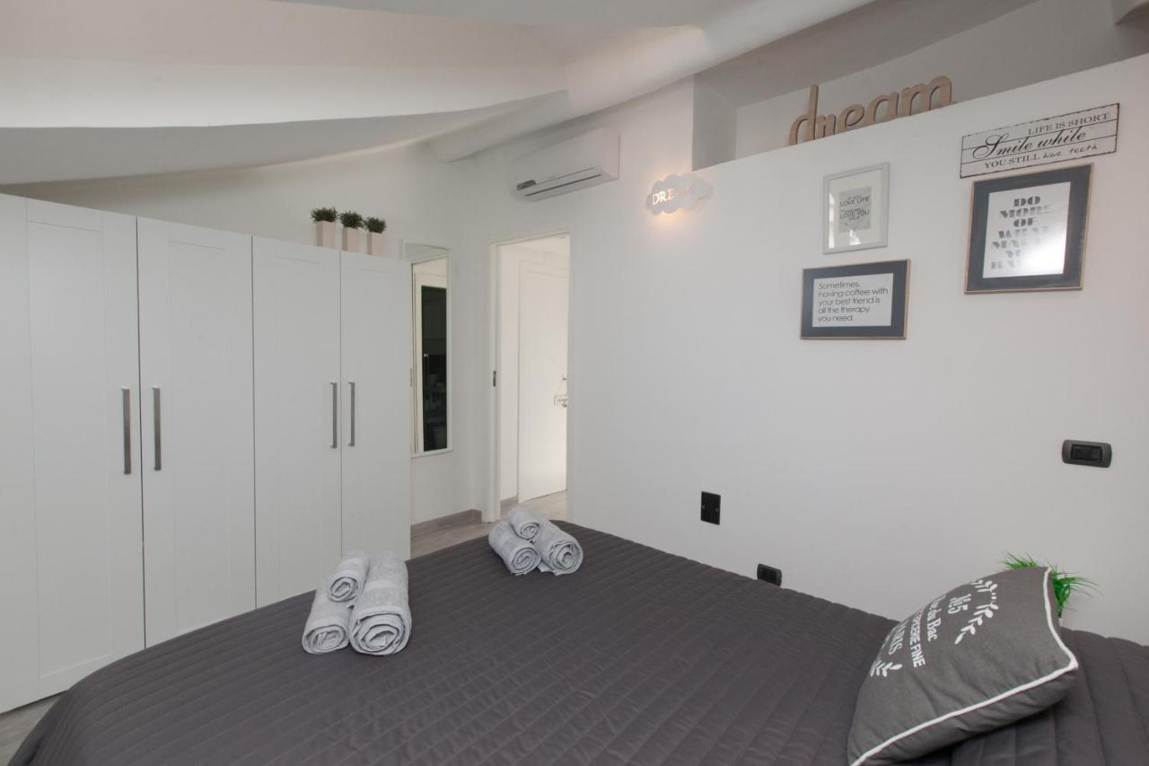 Amazing And New Penthouse In City Center Mediolan Zewnętrze zdjęcie